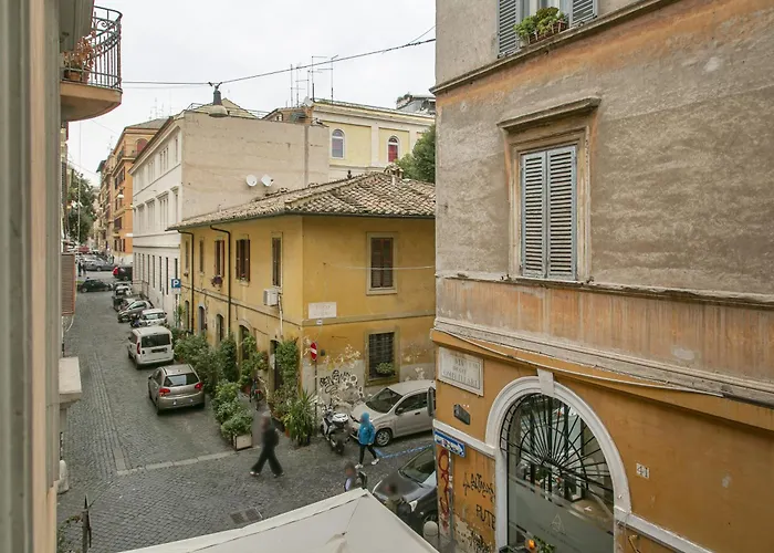 Borgo Vittorio 20 Vatican *